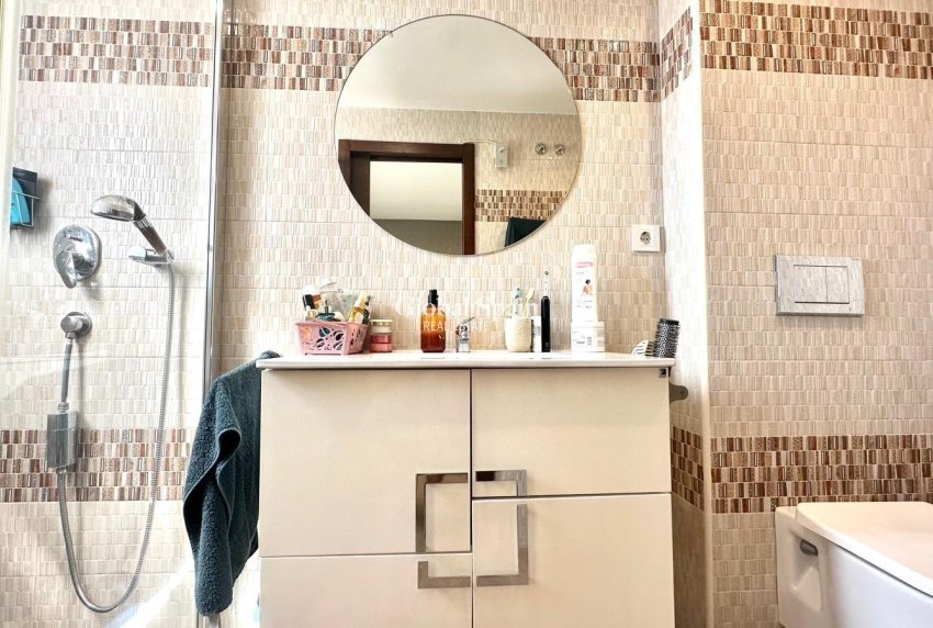 Wederverkoop - HUIS -
TORREVIEJA - Aguas Nuevas