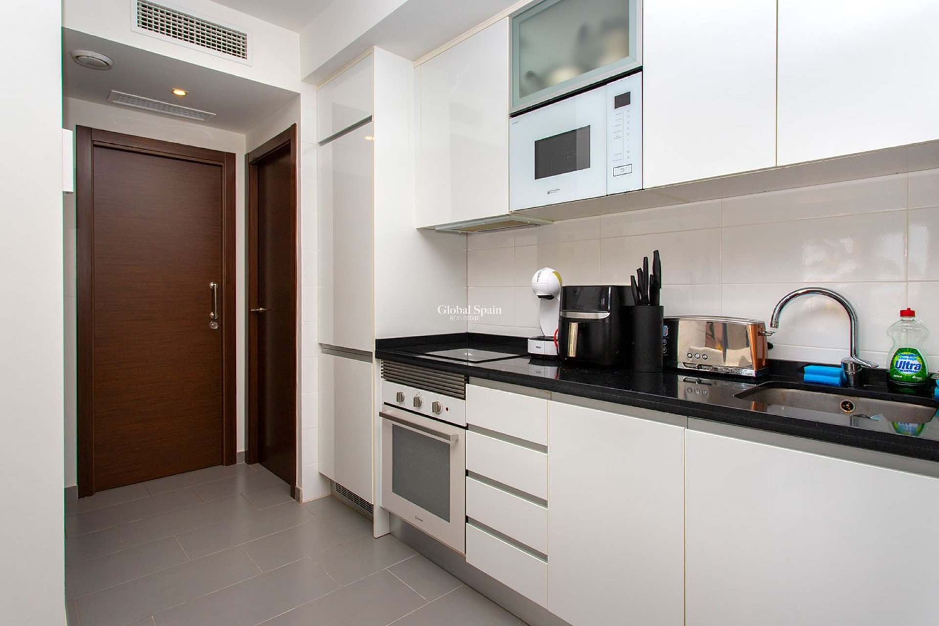 Wederverkoop - HUIS -
TORREVIEJA - Aguas Nuevas