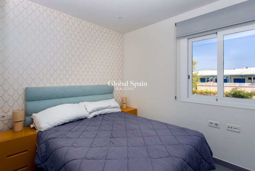 Wederverkoop - HUIS -
TORREVIEJA - Aguas Nuevas
