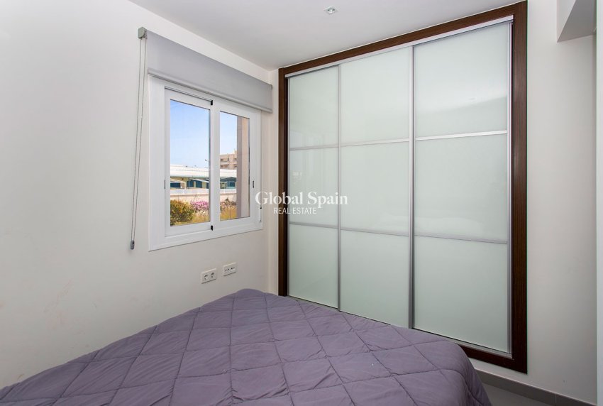 Wederverkoop - HUIS -
TORREVIEJA - Aguas Nuevas