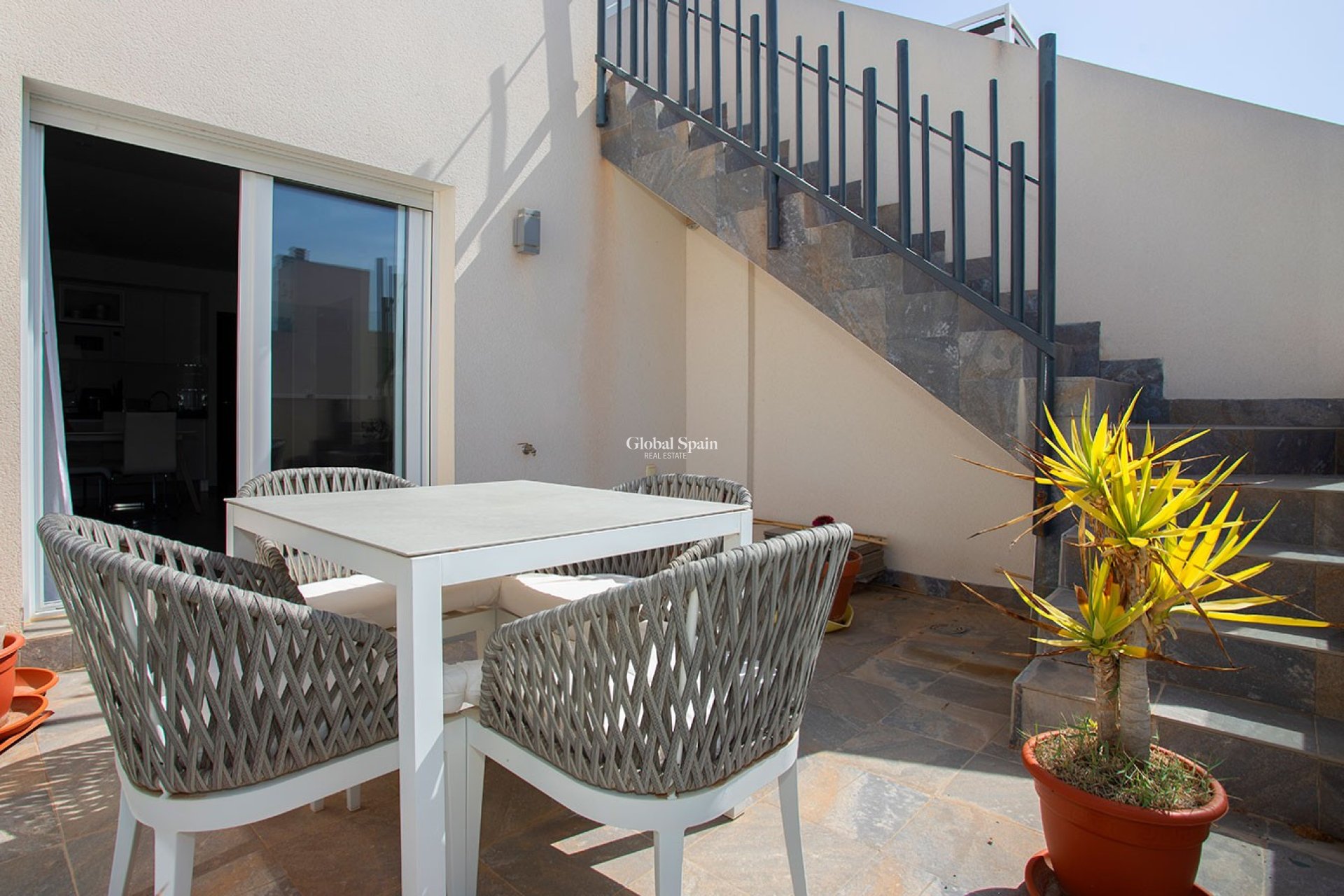 Wederverkoop - HUIS -
TORREVIEJA - Aguas Nuevas