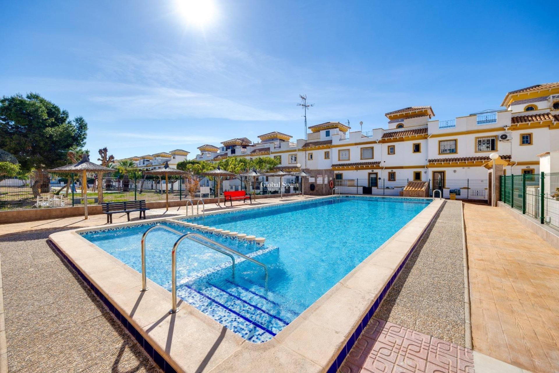 Wederverkoop - HUIS -
TORREVIEJA - Aguas Nuevas