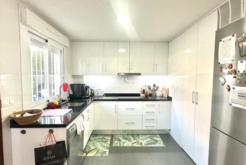 Wederverkoop - HUIS -
TORREVIEJA - Aguas Nuevas