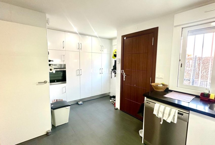Wederverkoop - HUIS -
TORREVIEJA - Aguas Nuevas