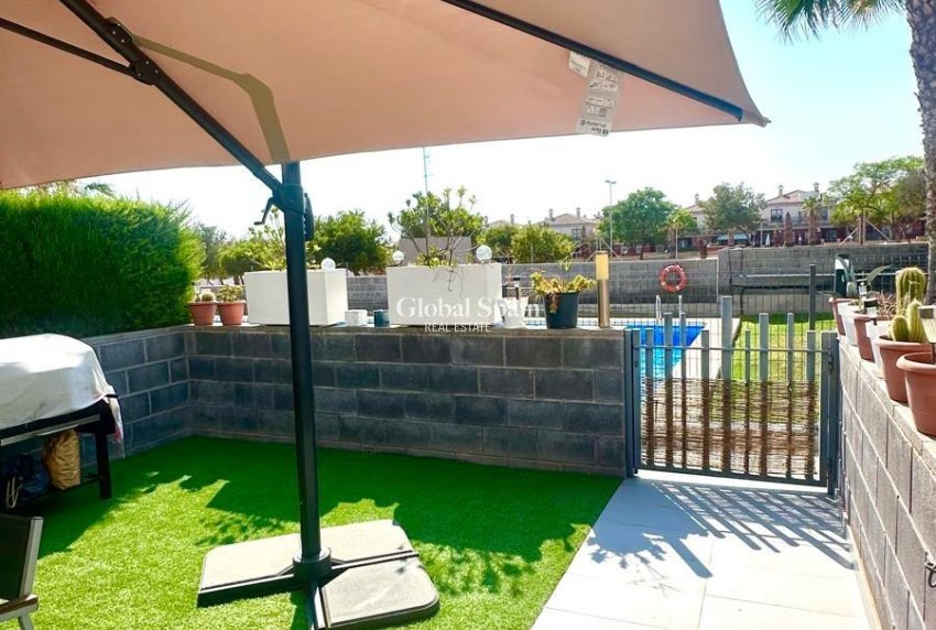 Wederverkoop - HUIS -
TORREVIEJA - Aguas Nuevas
