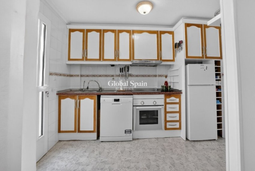 Wederverkoop - HUIS -
TORREVIEJA - Aguas Nuevas