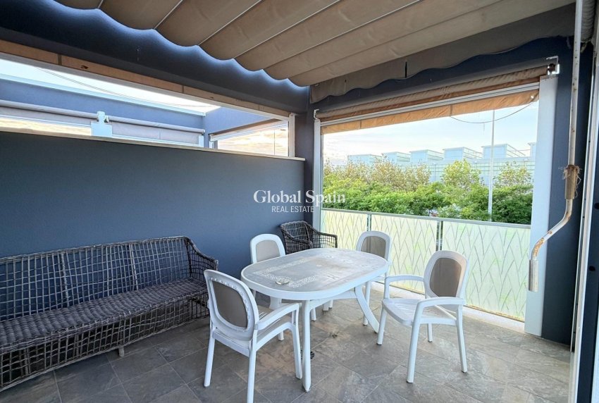 Wederverkoop - HUIS -
TORREVIEJA - Aguas Nuevas