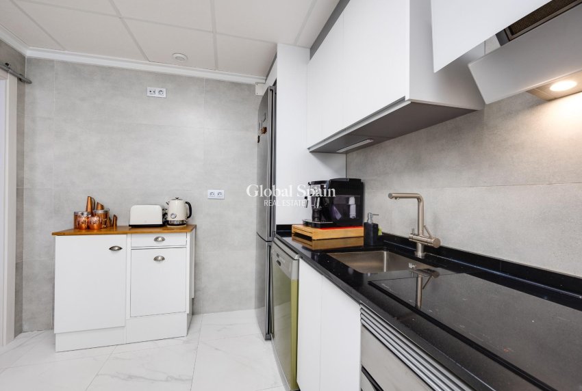 Wederverkoop - HUIS -
TORREVIEJA - Aguas Nuevas