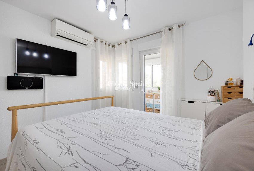 Wederverkoop - HUIS -
TORREVIEJA - Aguas Nuevas
