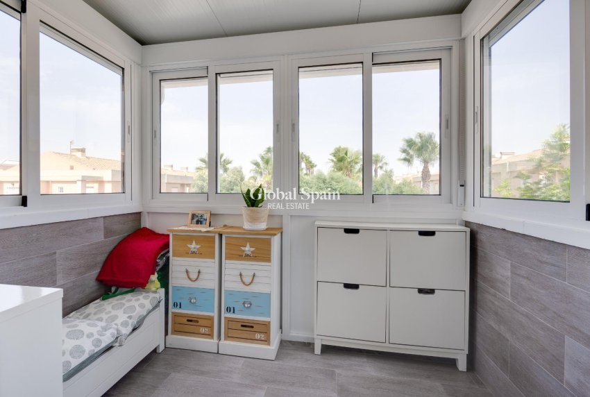Wederverkoop - HUIS -
TORREVIEJA - Aguas Nuevas