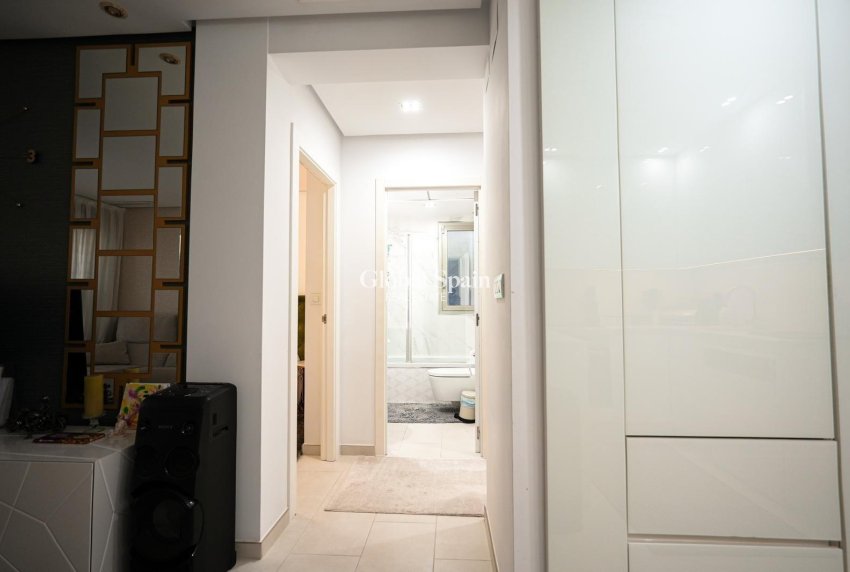 Wederverkoop - HUIS -
TORREVIEJA - Aguas Nuevas