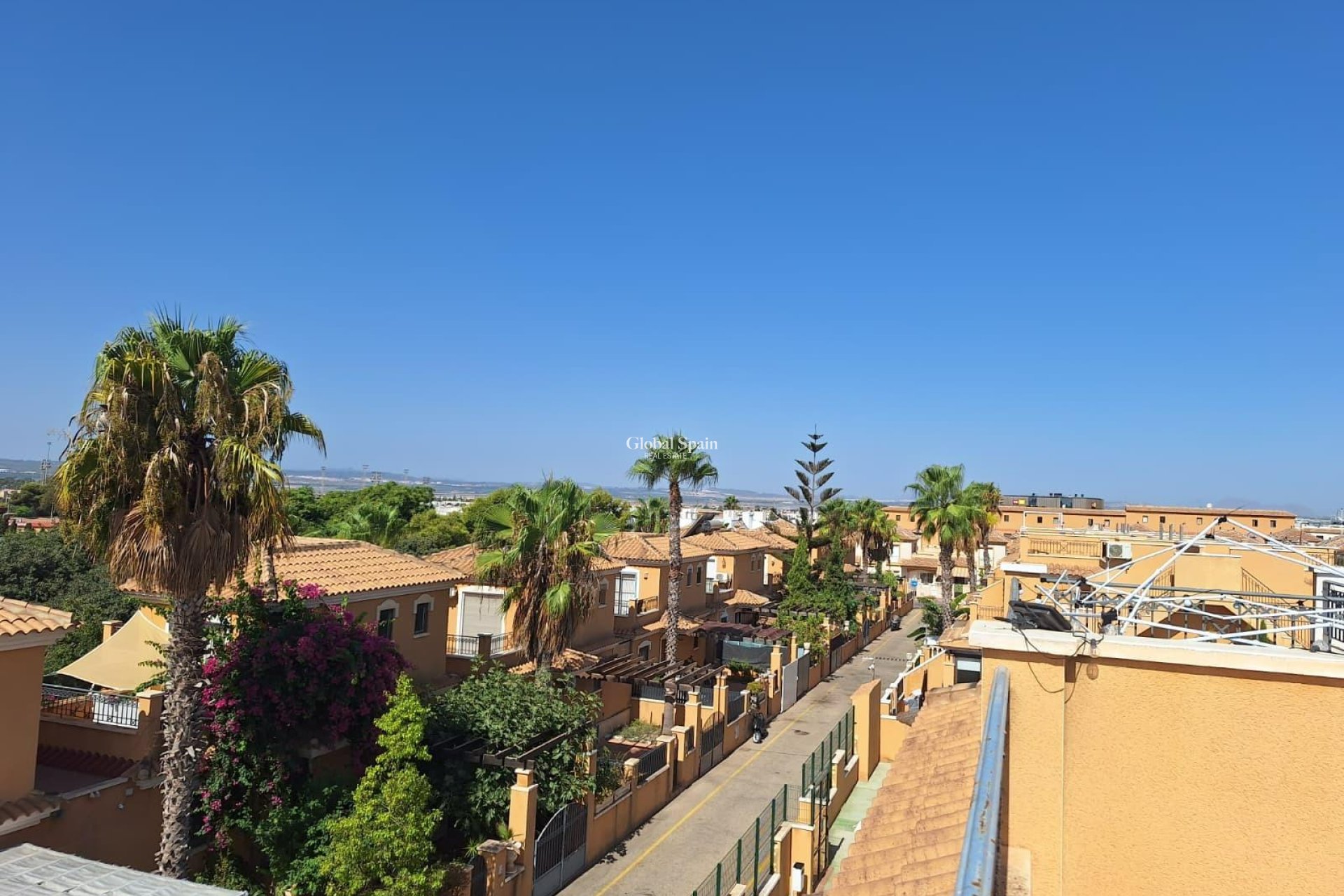 Wederverkoop - HUIS -
TORREVIEJA - Aguas Nuevas
