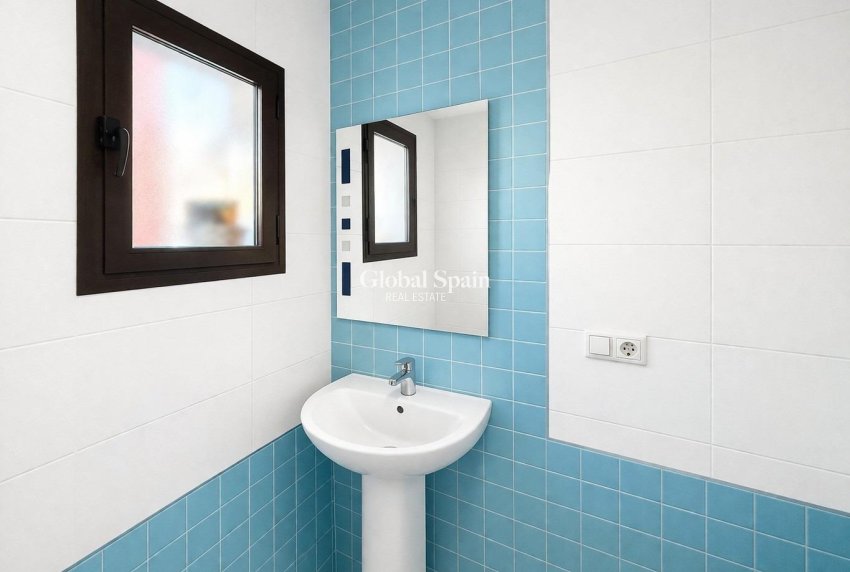 Wederverkoop - HUIS -
TORREVIEJA - Aguas Nuevas