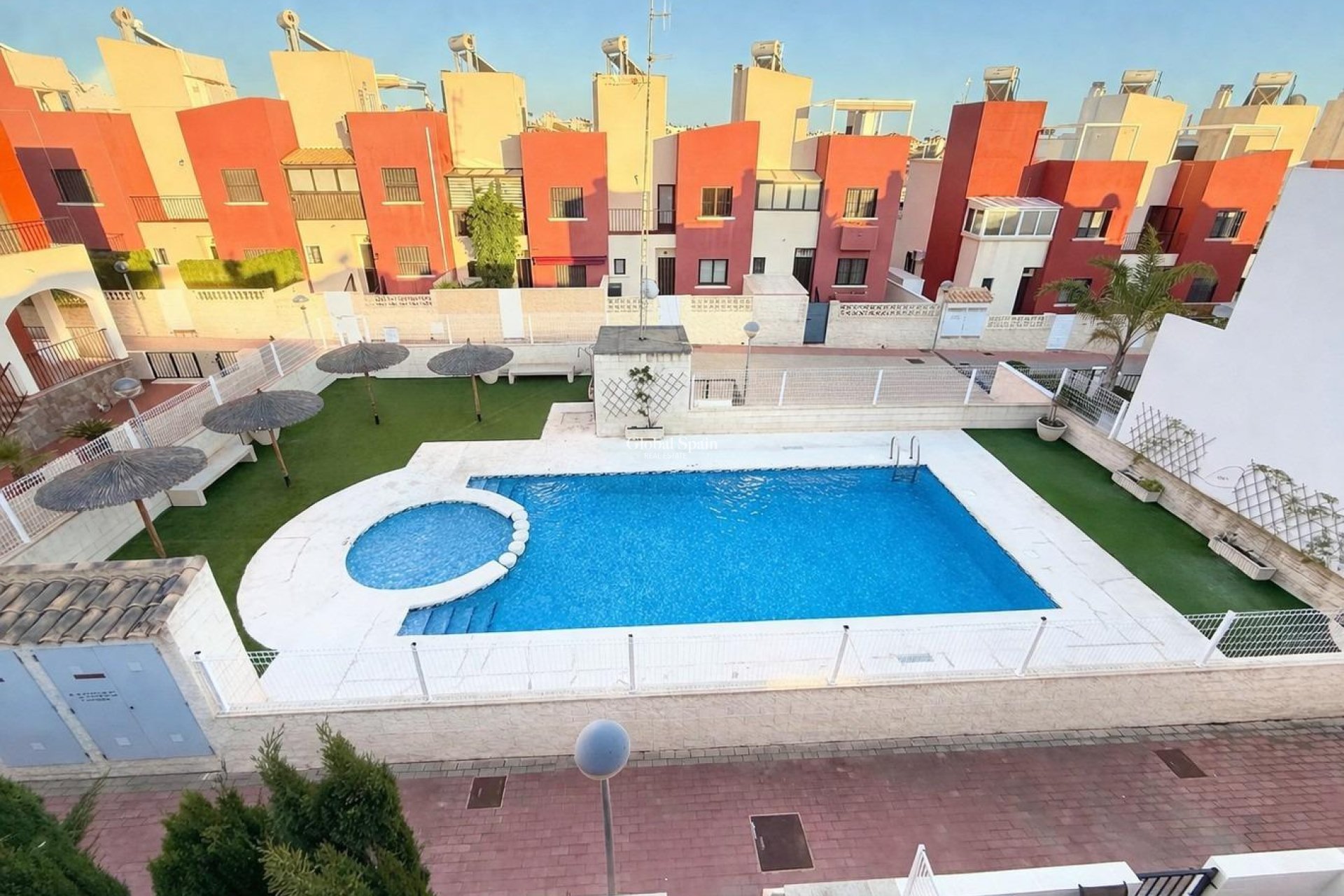 Wederverkoop - HUIS -
TORREVIEJA - Aguas Nuevas