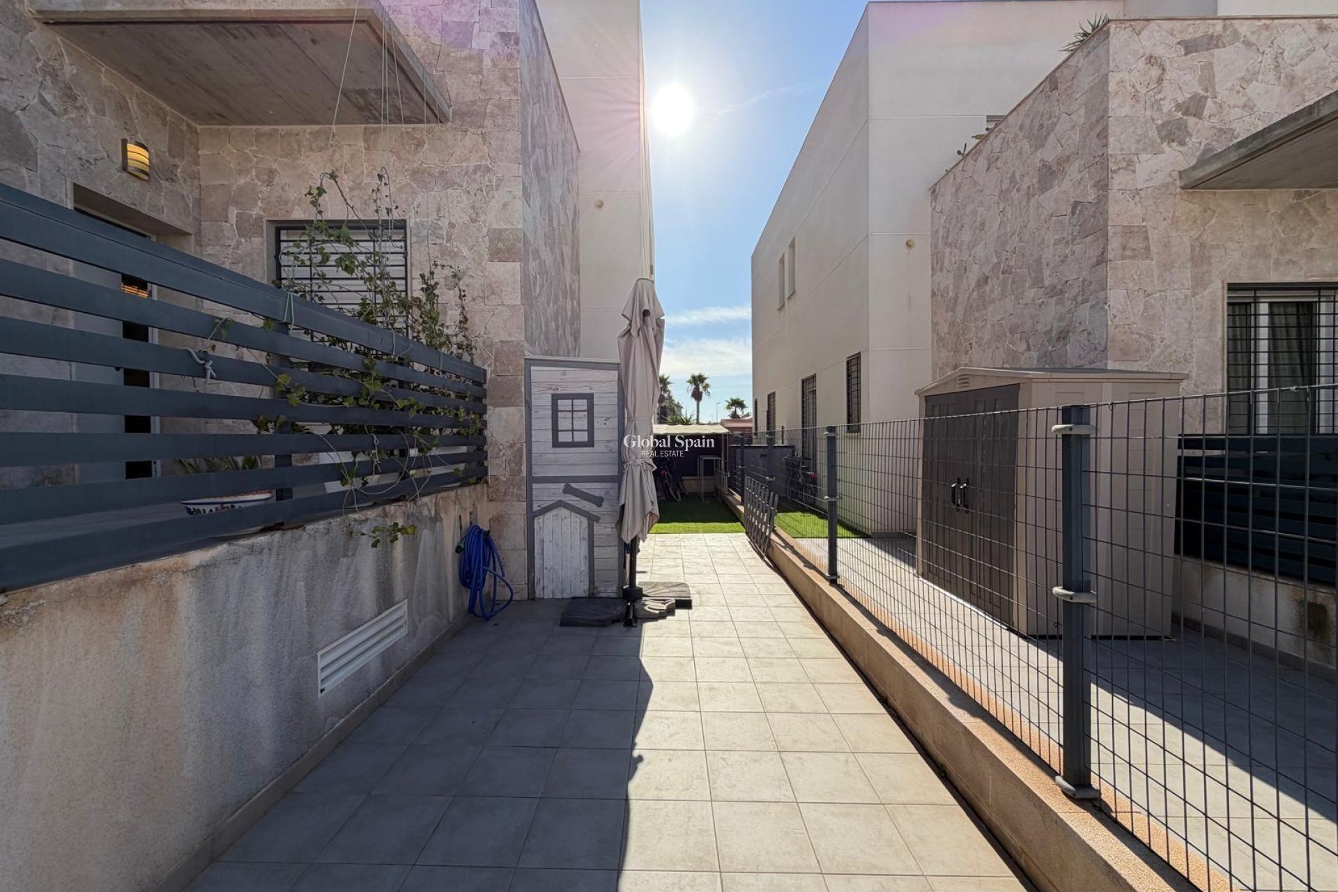 Wederverkoop - HUIS -
TORREVIEJA - Aguas Nuevas