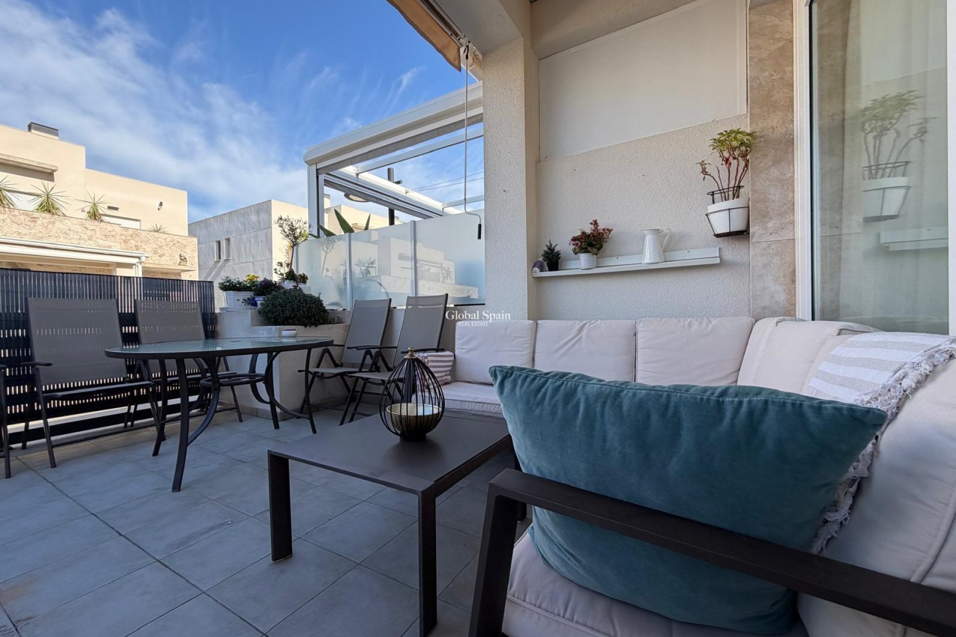 Wederverkoop - HUIS -
TORREVIEJA - Aguas Nuevas