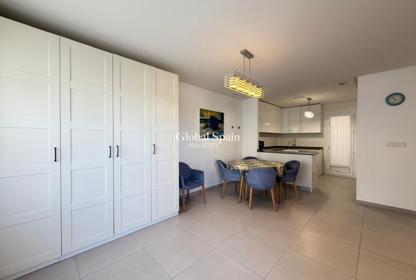 Wederverkoop - HUIS -
TORREVIEJA - Aguas Nuevas