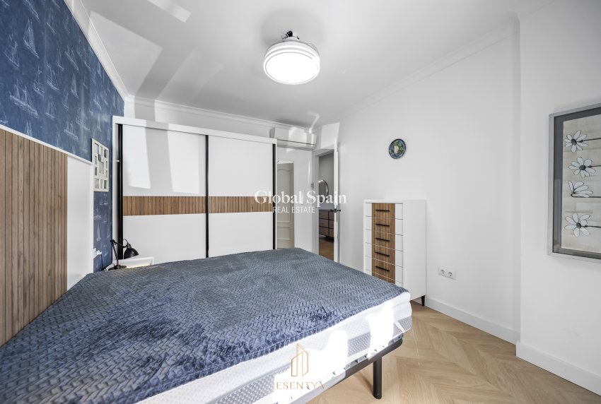 Wederverkoop - HUIS -
TORREVIEJA - Cabo Cervera