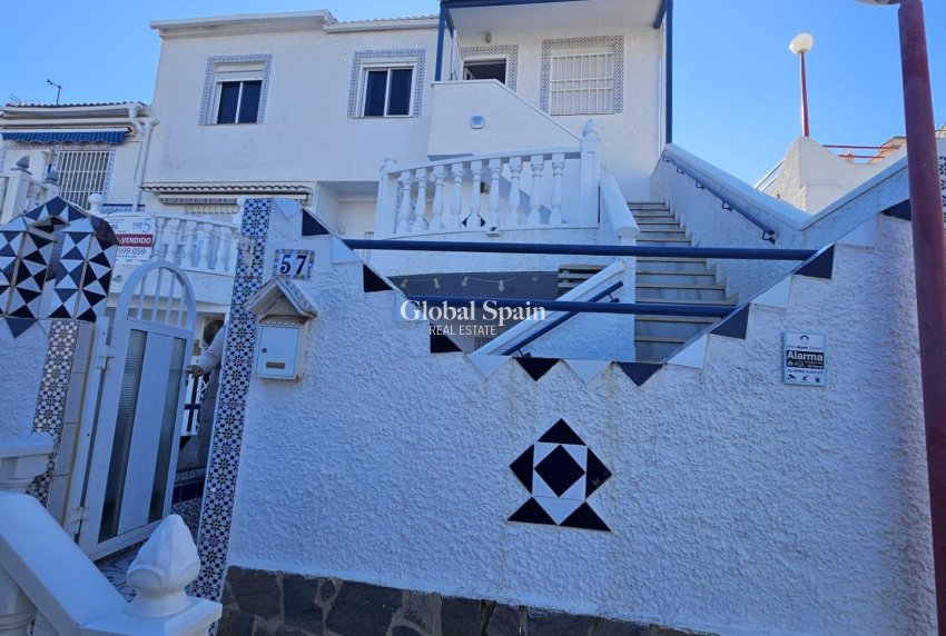 Wederverkoop - HUIS -
TORREVIEJA - Cabo Cervera