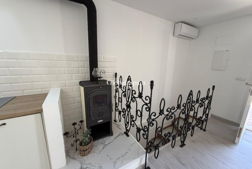 Wederverkoop - HUIS -
TORREVIEJA - Cabo Cervera