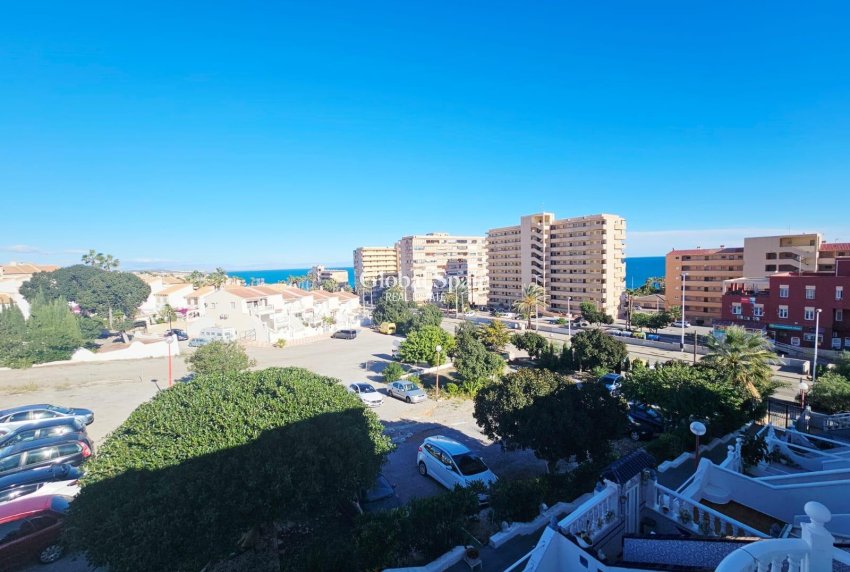 Wederverkoop - HUIS -
TORREVIEJA - Cabo Cervera