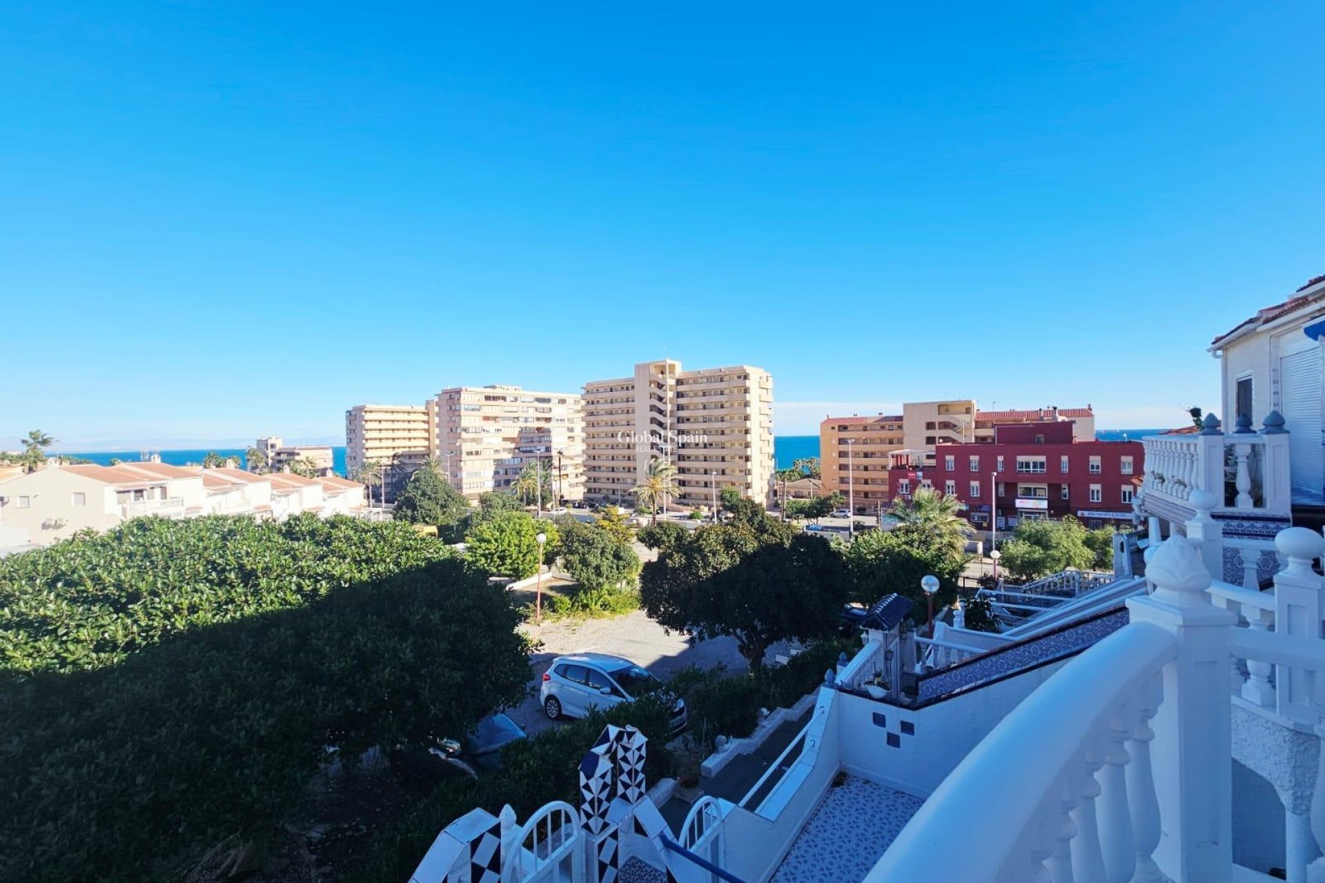 Wederverkoop - HUIS -
TORREVIEJA - Cabo Cervera
