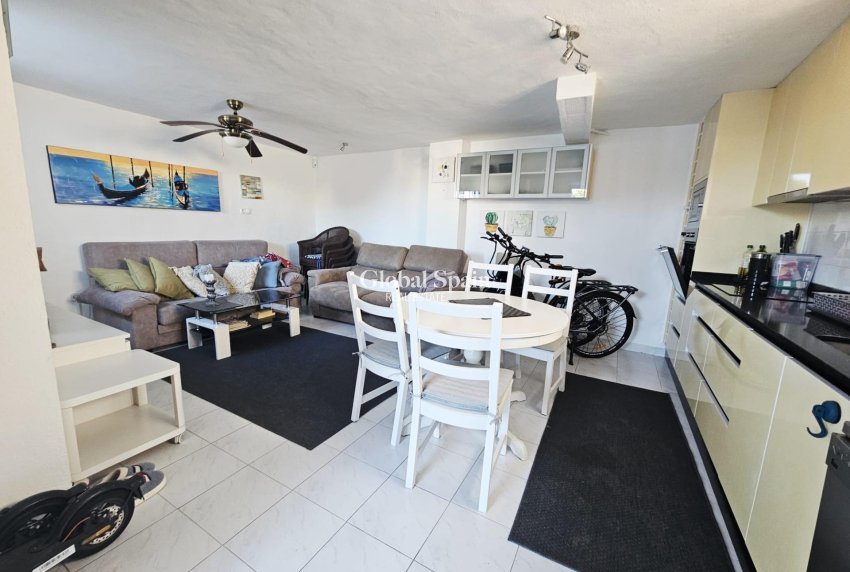 Wederverkoop - HUIS -
TORREVIEJA - Cabo Cervera