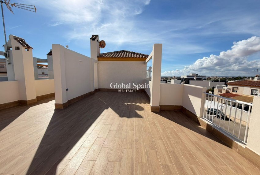 Wederverkoop - HUIS -
TORREVIEJA - Cabo Cervera