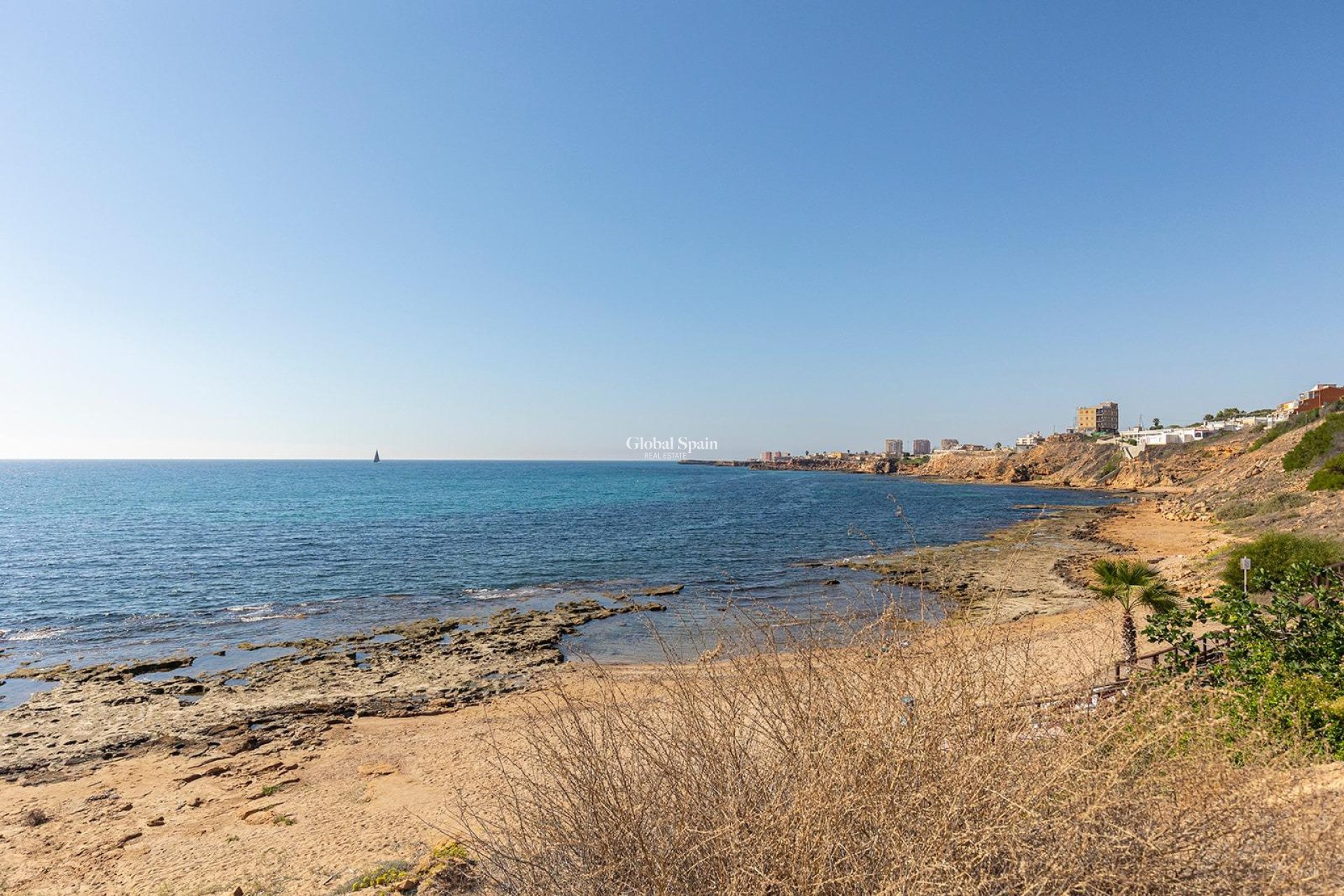 Wederverkoop - HUIS -
TORREVIEJA - Cala de cabo cervera