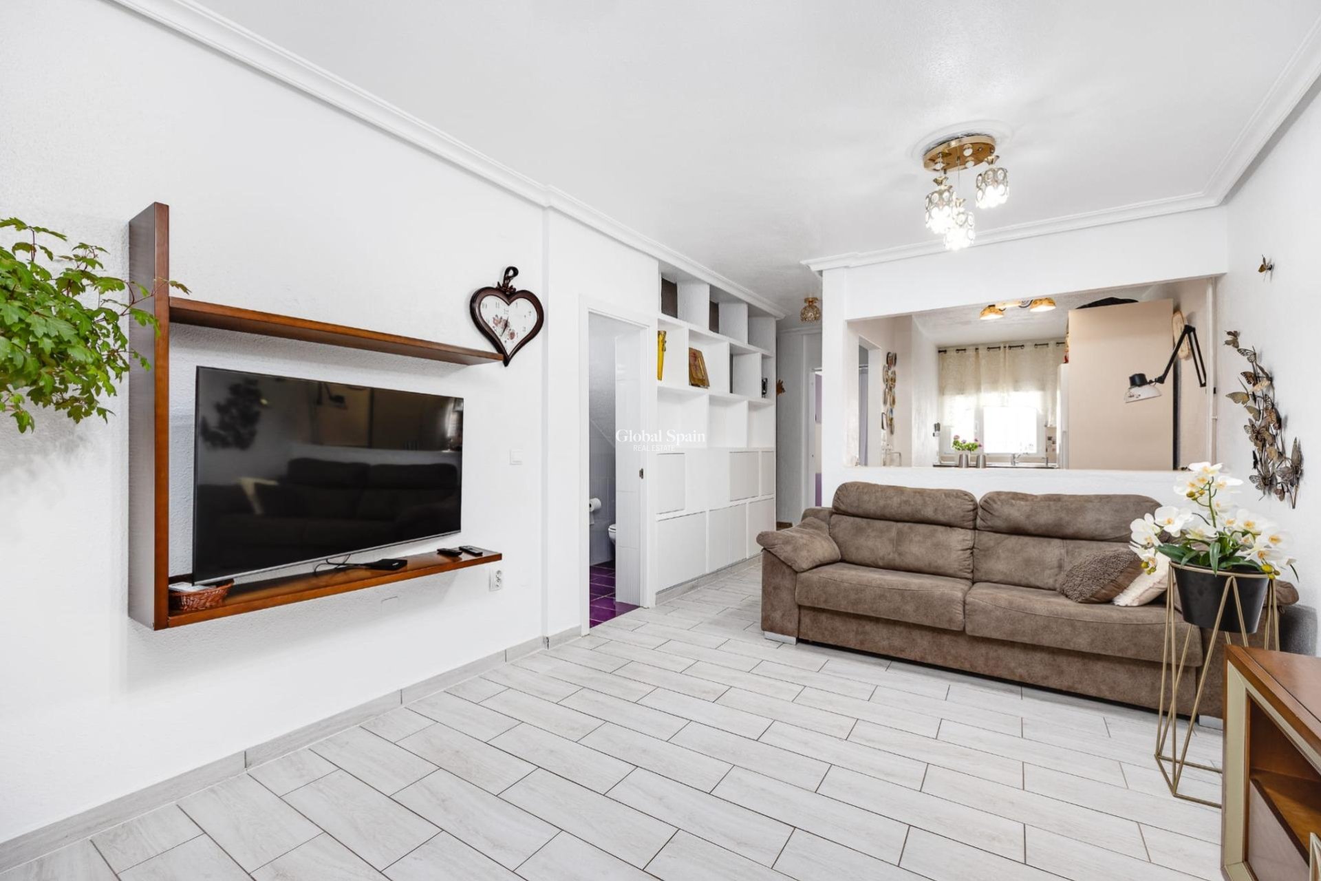 Wederverkoop - HUIS -
TORREVIEJA - Calas blanca