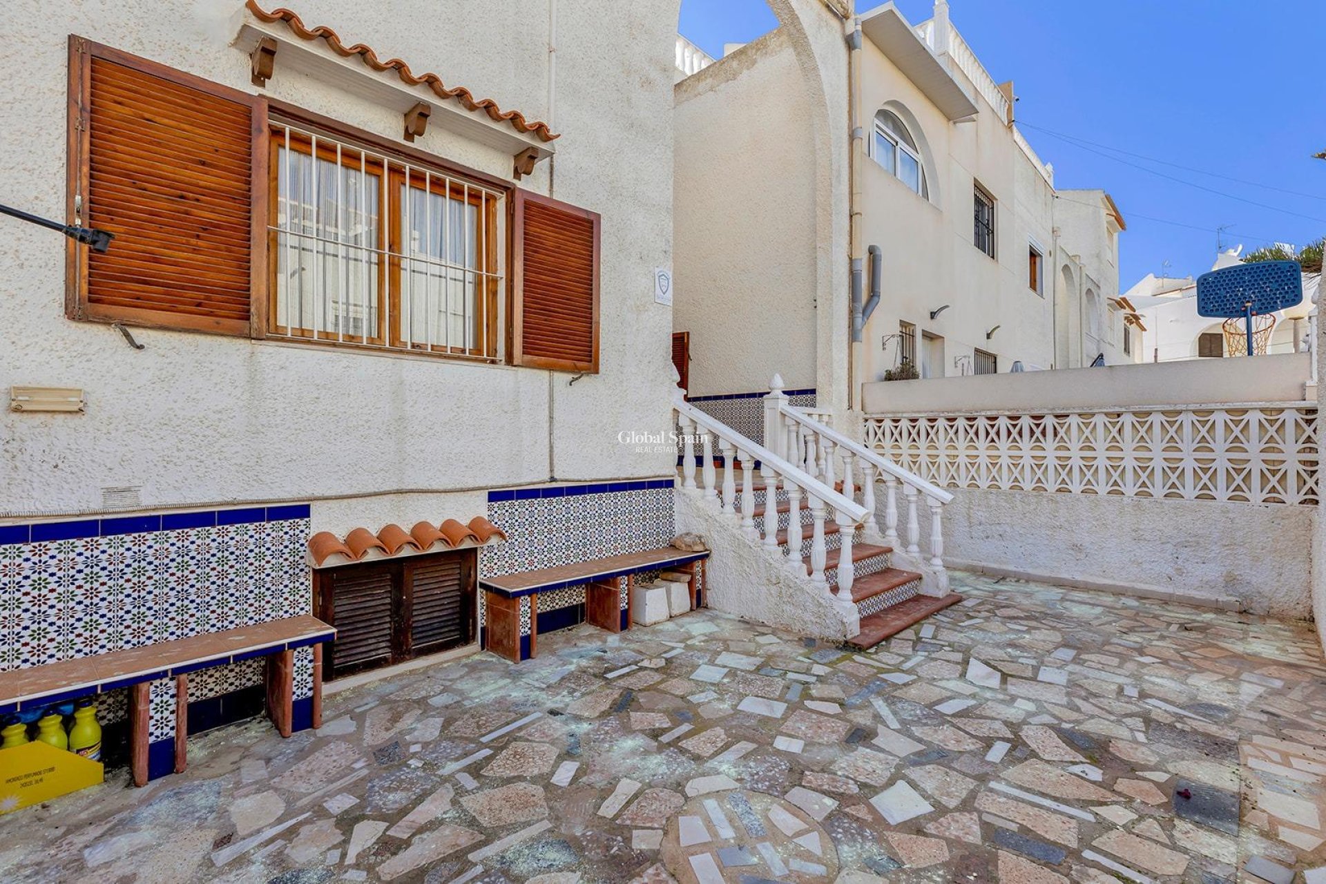 Wederverkoop - HUIS -
TORREVIEJA - Calas blanca