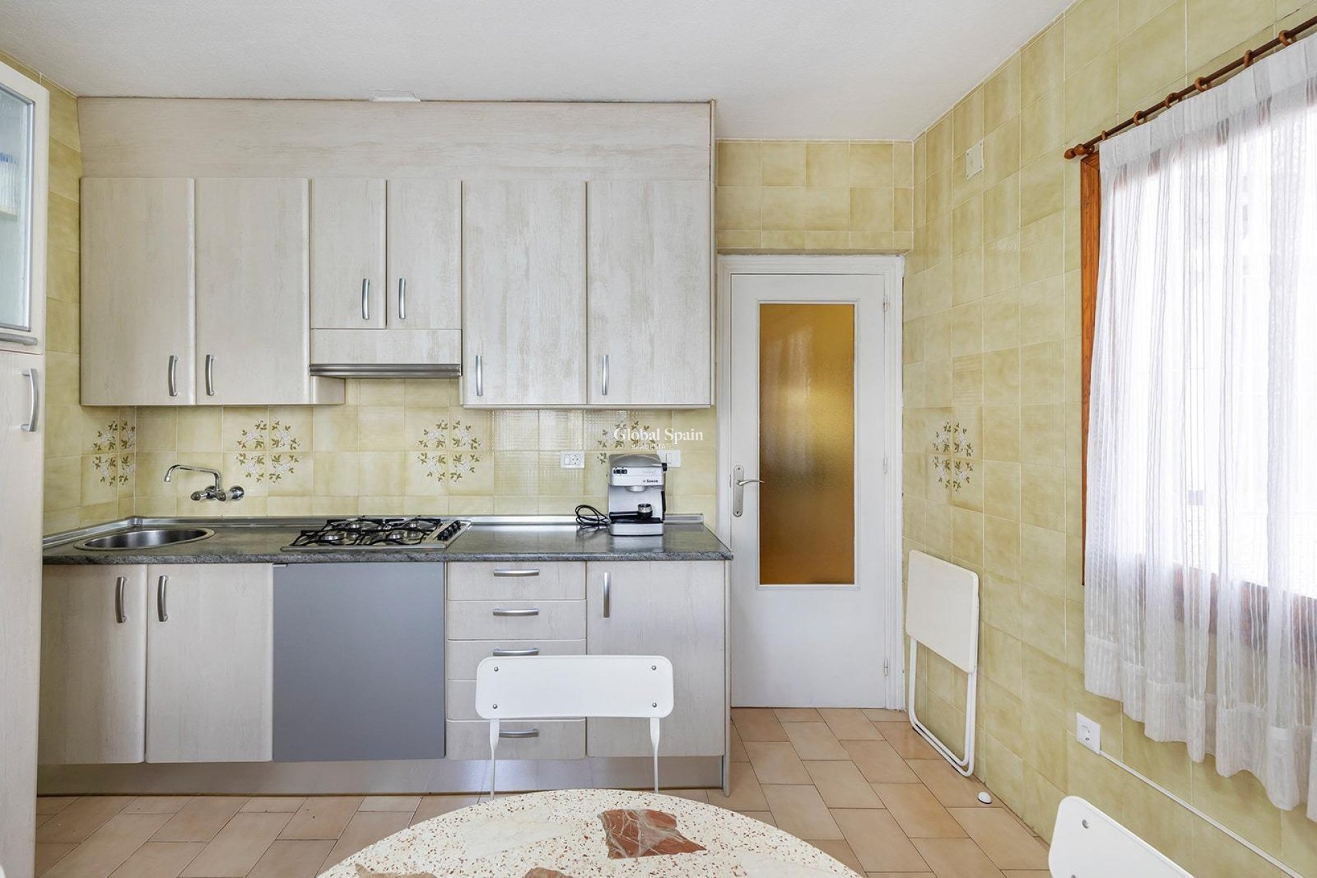Wederverkoop - HUIS -
TORREVIEJA - Calas blanca