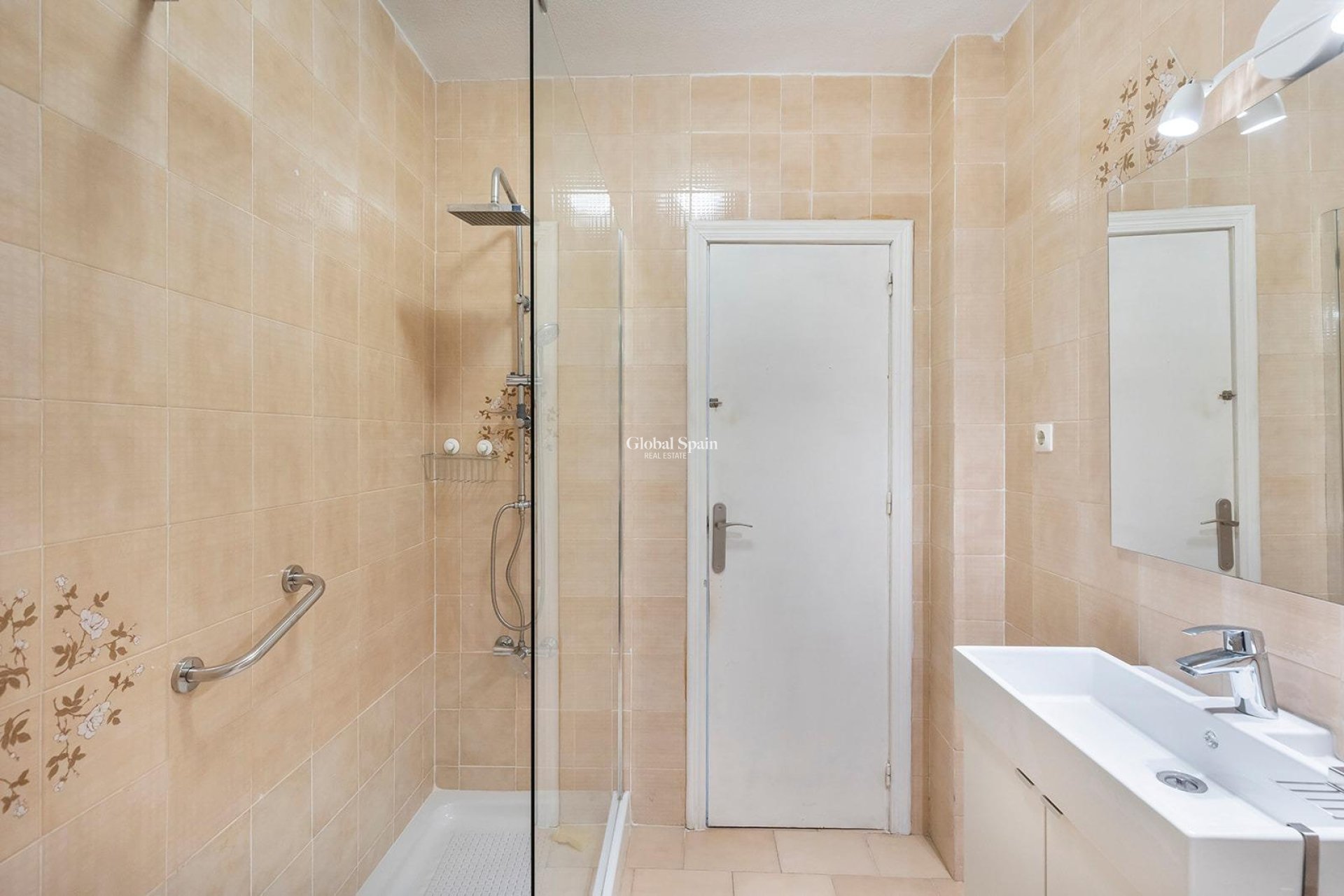 Wederverkoop - HUIS -
TORREVIEJA - Calas blanca