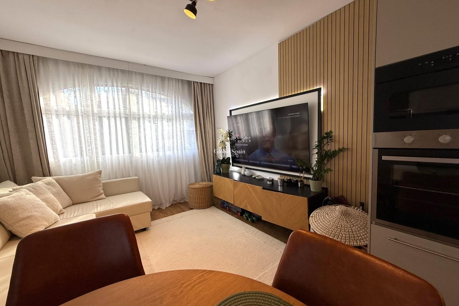 Wederverkoop - HUIS -
TORREVIEJA - Calas blanca