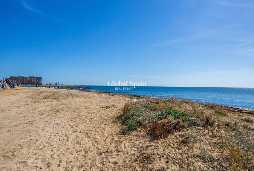 Wederverkoop - Huis -
TORREVIEJA - Carrefour