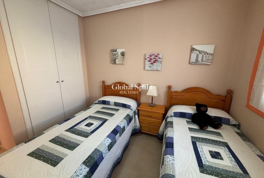 Wederverkoop - HUIS -
TORREVIEJA - Carrefour