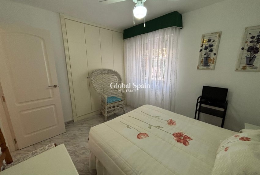 Wederverkoop - HUIS -
TORREVIEJA - Carrefour