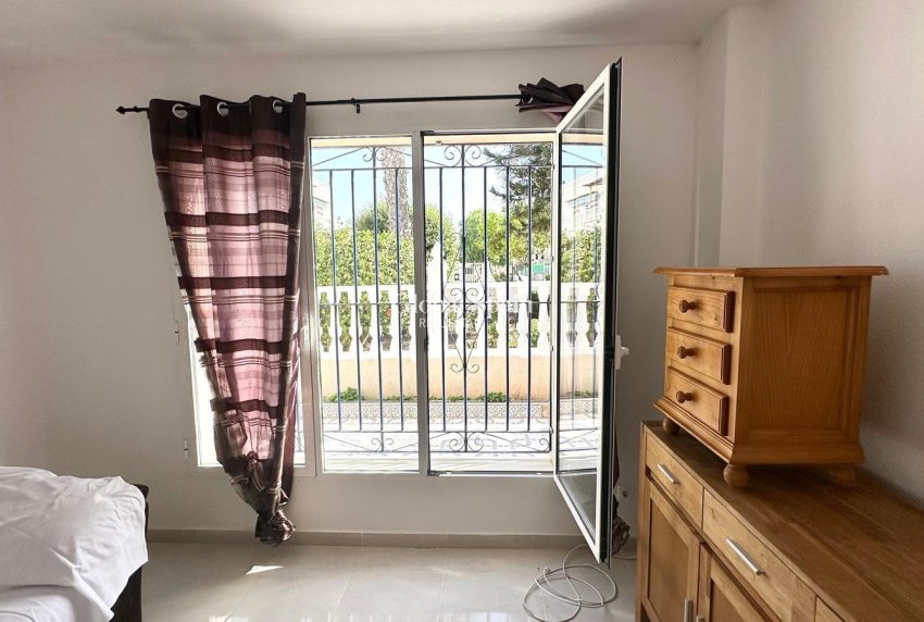 Wederverkoop - HUIS -
TORREVIEJA - Carrefour