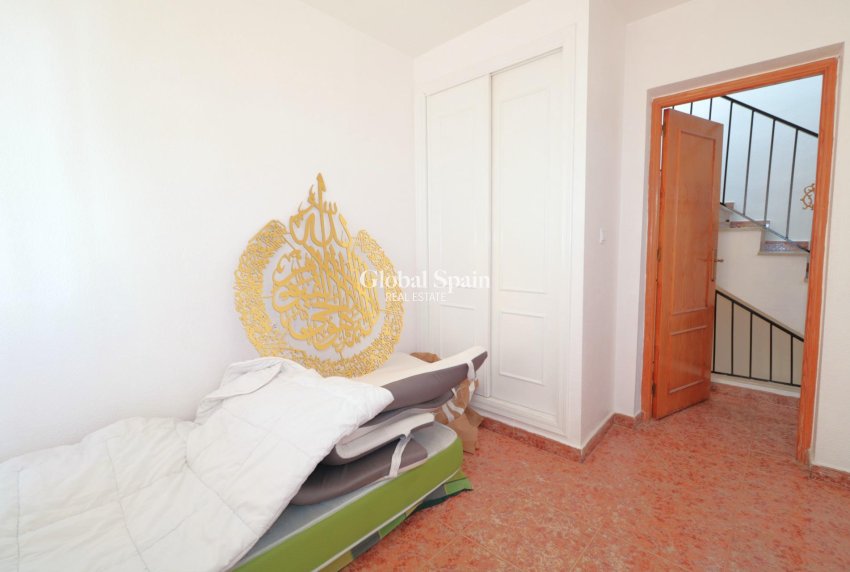 Wederverkoop - HUIS -
TORREVIEJA - Carrefour