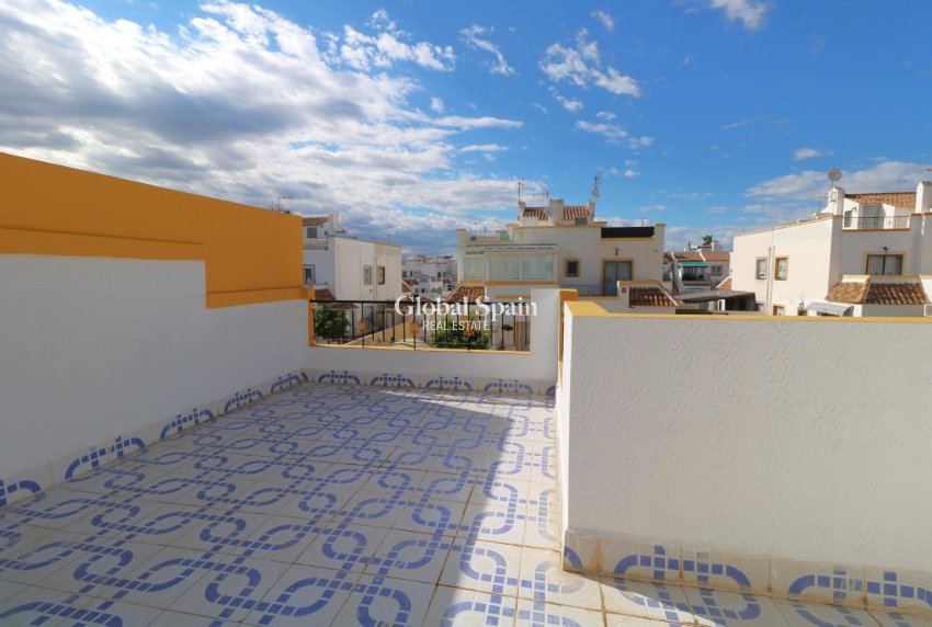 Wederverkoop - HUIS -
TORREVIEJA - Carrefour