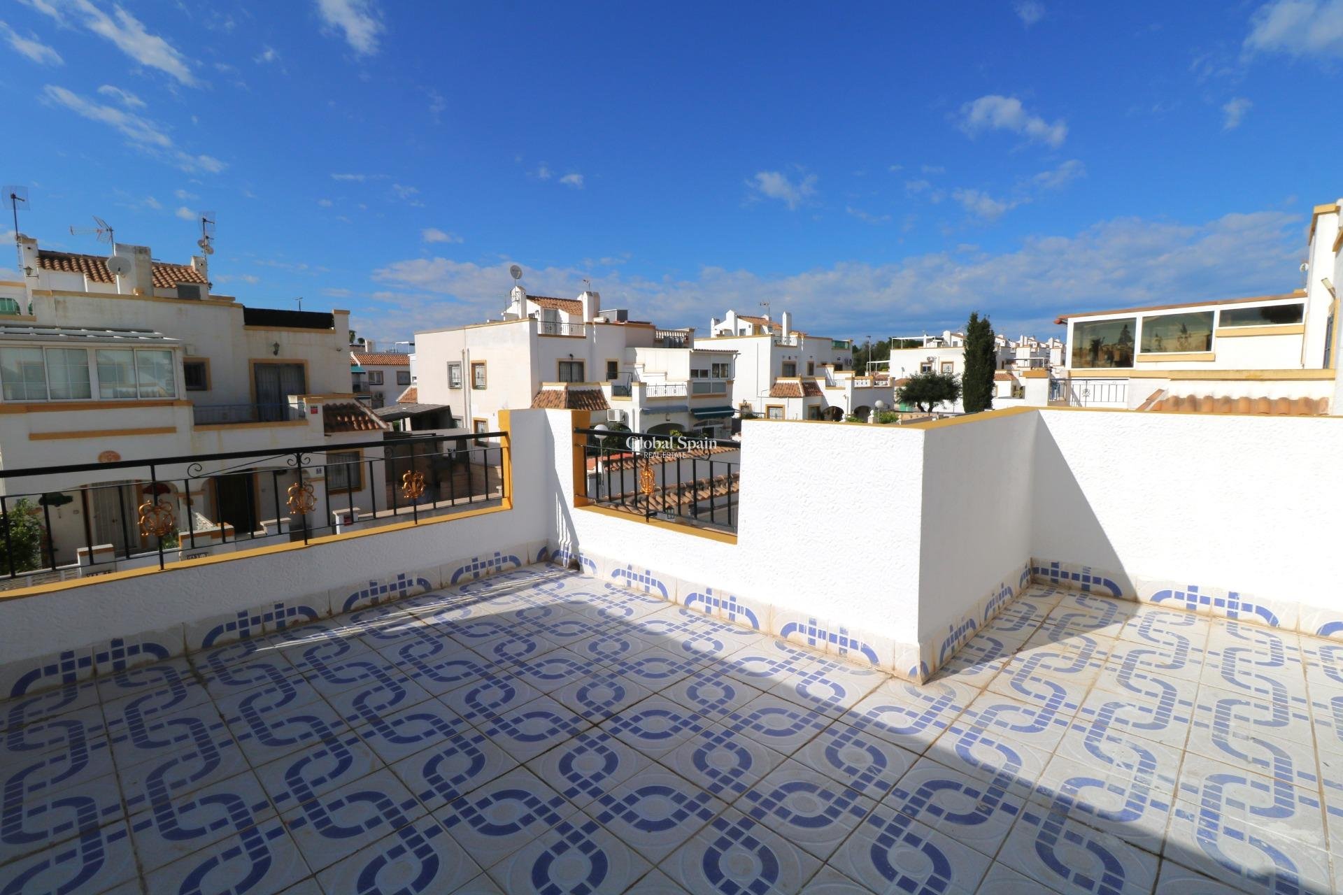 Wederverkoop - HUIS -
TORREVIEJA - Carrefour