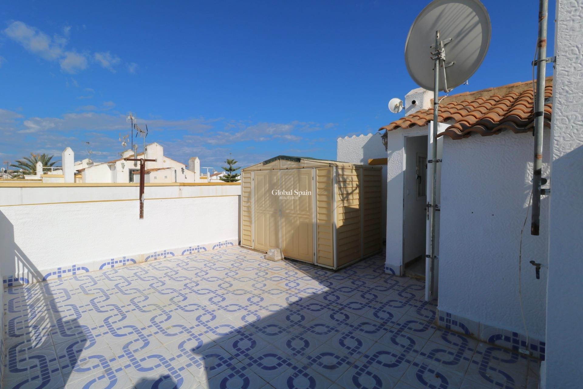 Wederverkoop - HUIS -
TORREVIEJA - Carrefour