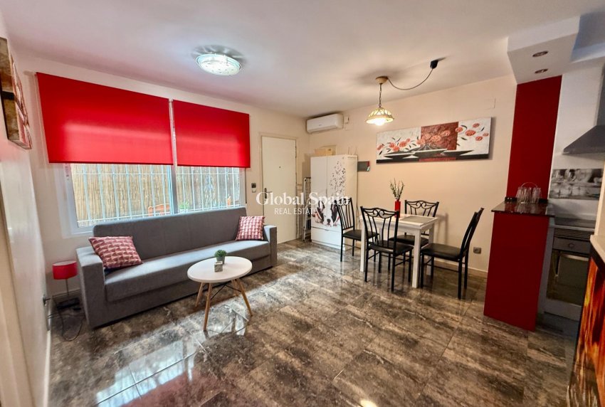 Wederverkoop - HUIS -
TORREVIEJA - Carrefour