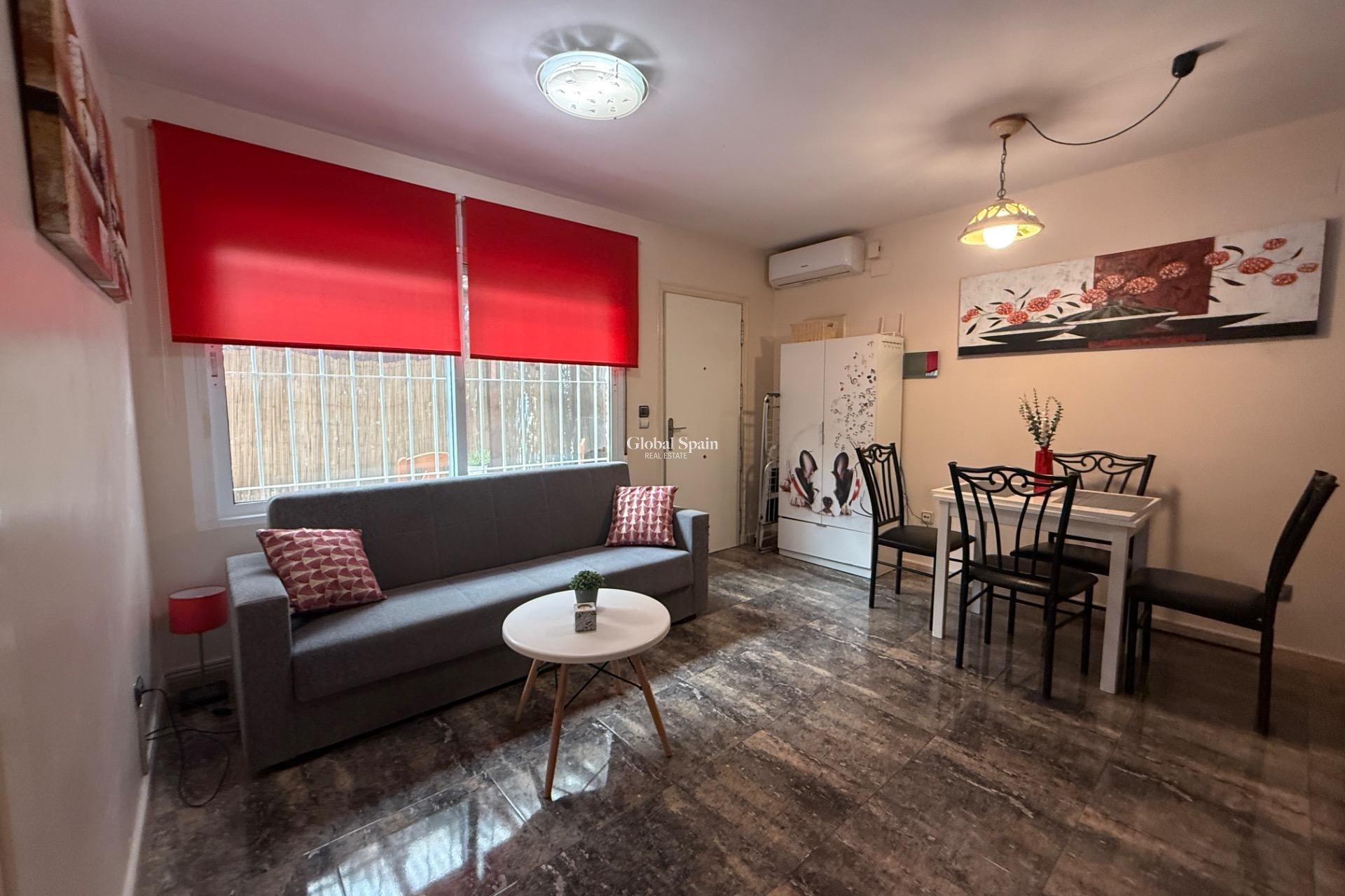 Wederverkoop - HUIS -
TORREVIEJA - Carrefour