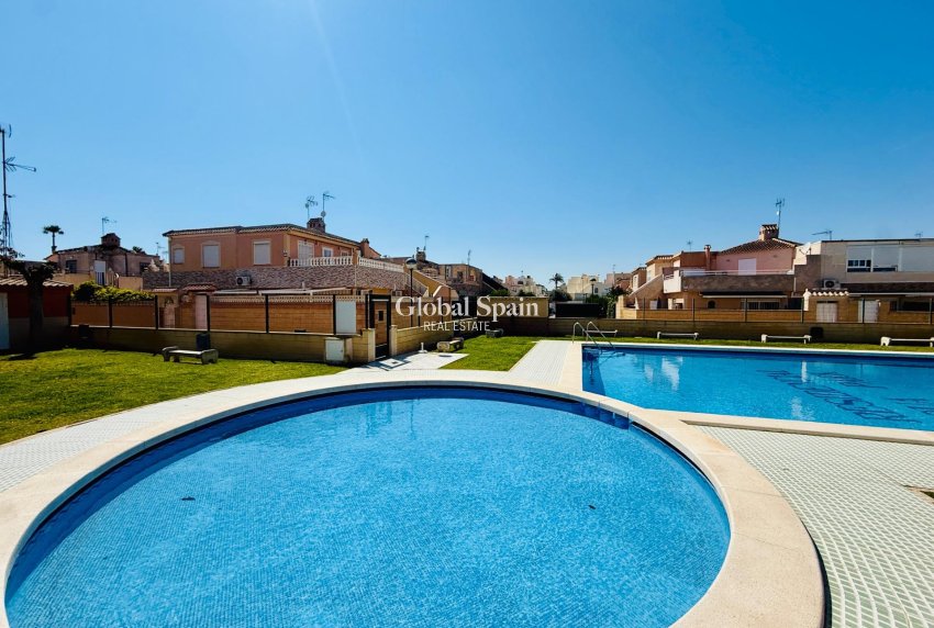 Wederverkoop - HUIS -
TORREVIEJA - Carrefour