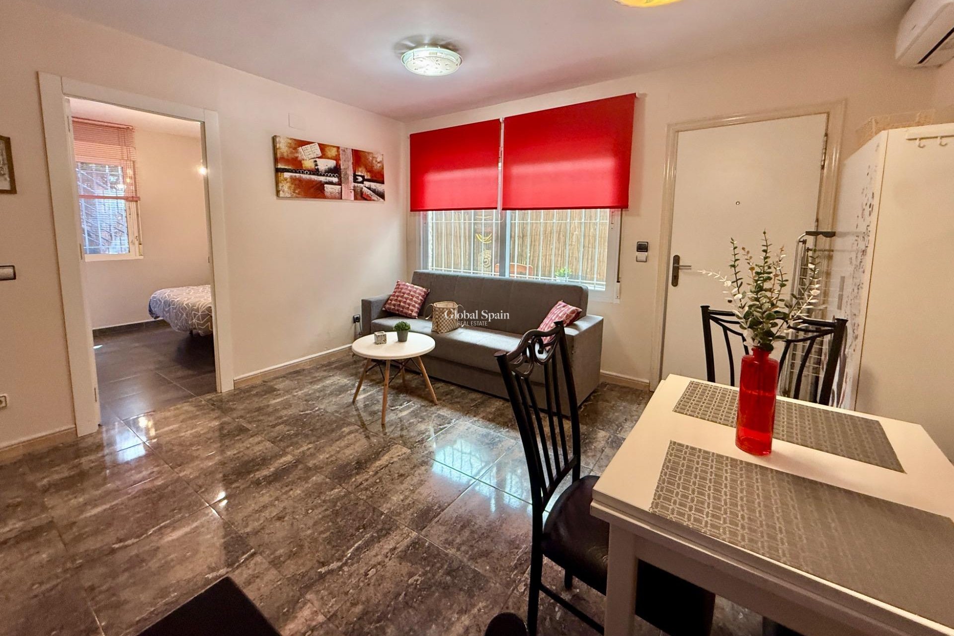 Wederverkoop - HUIS -
TORREVIEJA - Carrefour