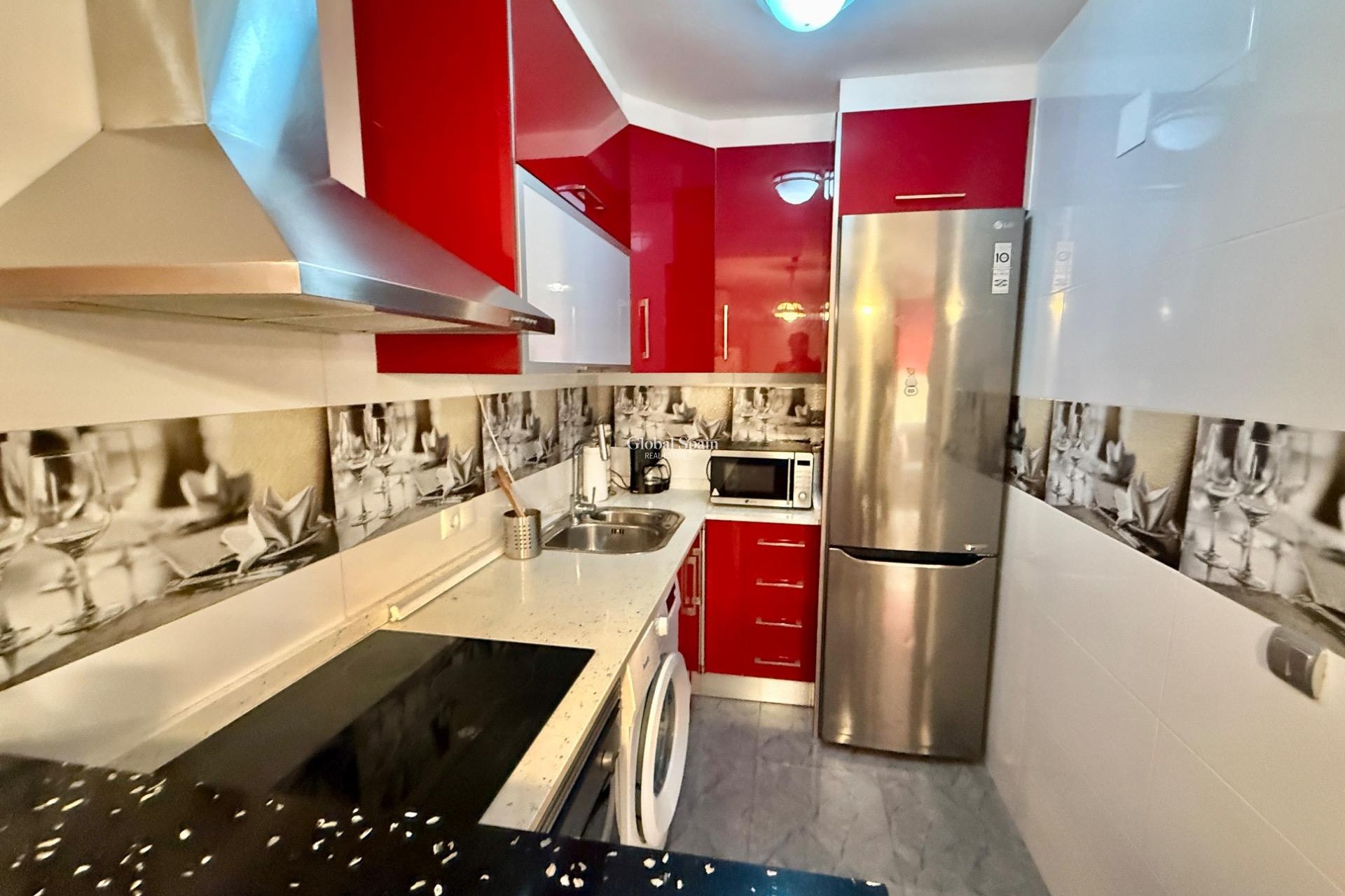 Wederverkoop - HUIS -
TORREVIEJA - Carrefour