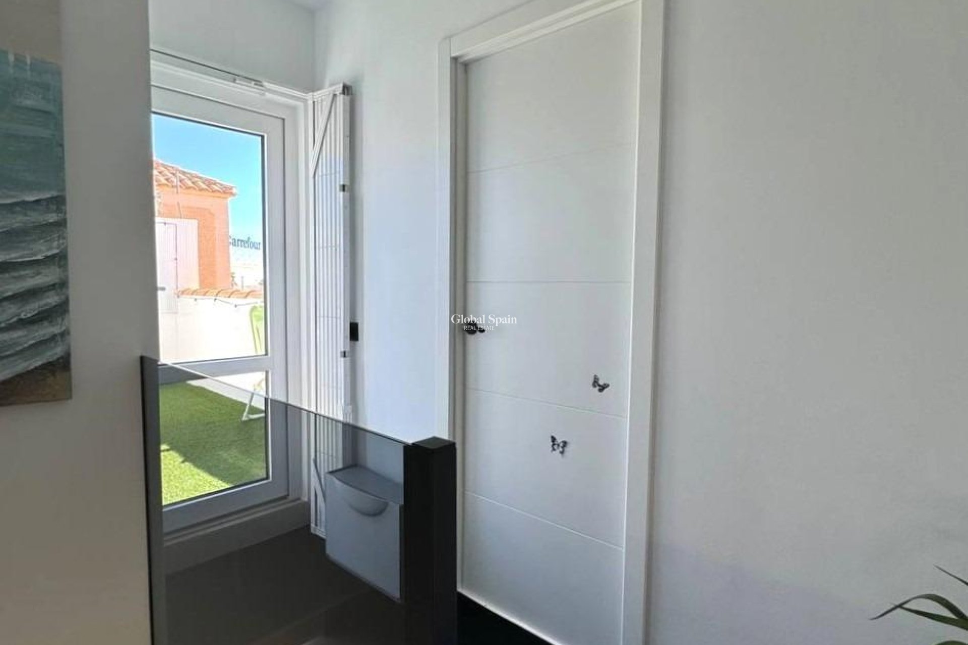 Wederverkoop - HUIS -
TORREVIEJA - Carrefour