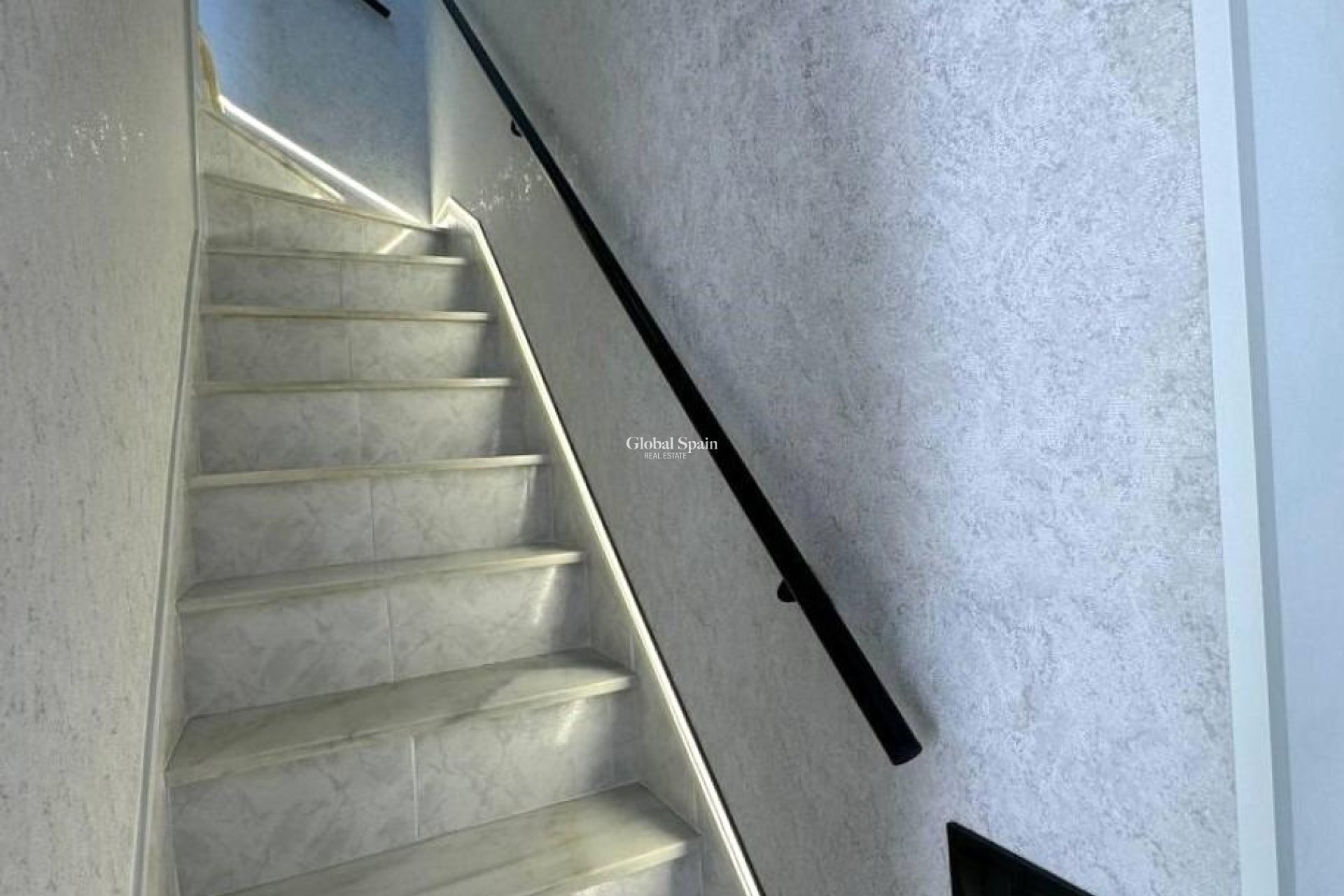 Wederverkoop - HUIS -
TORREVIEJA - Carrefour