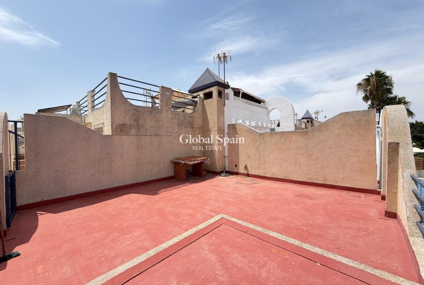 Wederverkoop - HUIS -
TORREVIEJA - Carrefour
